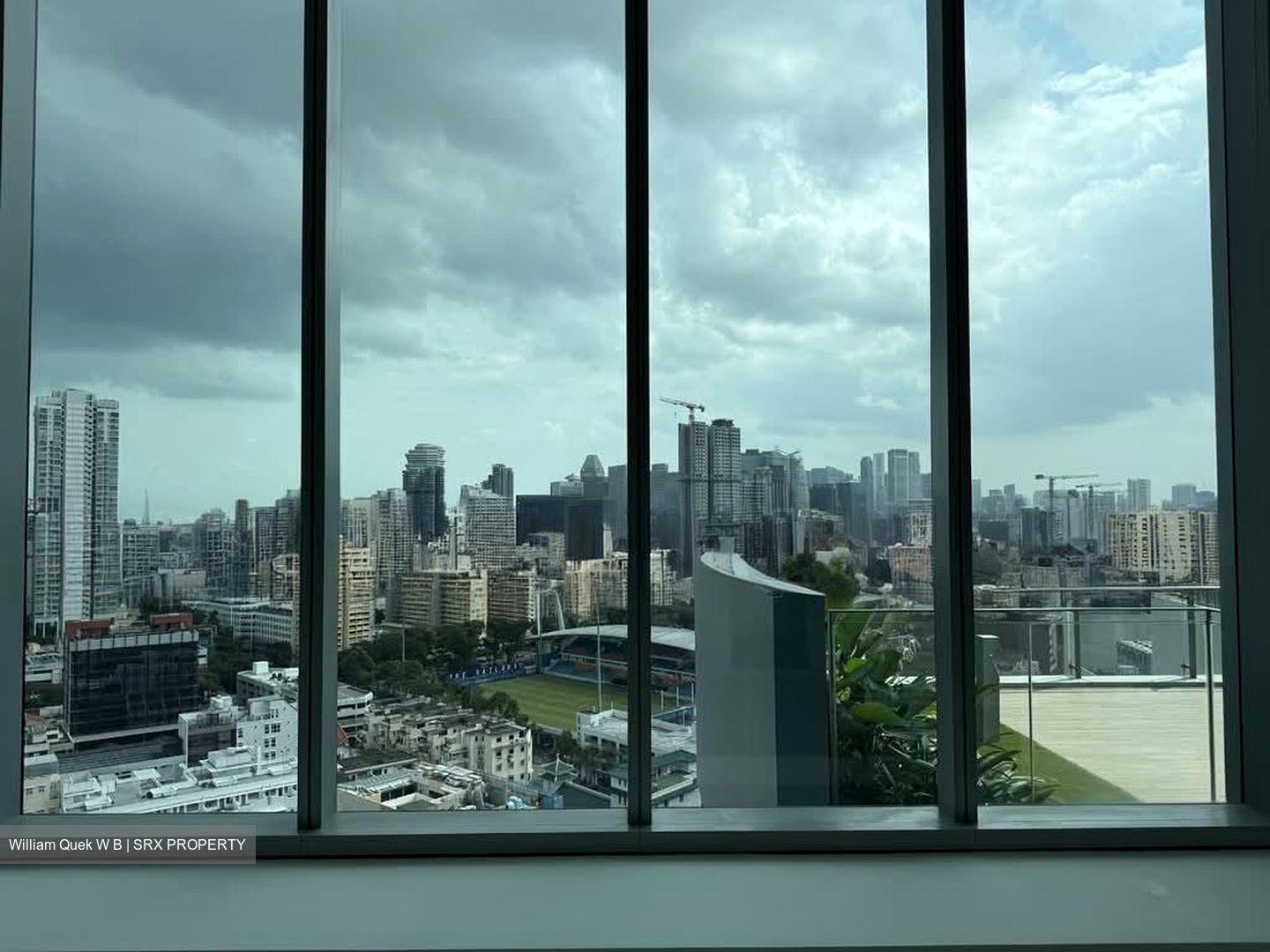 Arc 380 (D8), Office #572565161